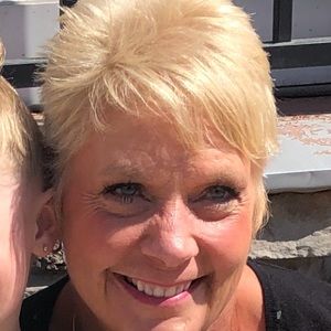 Meet your Posher, Lynette